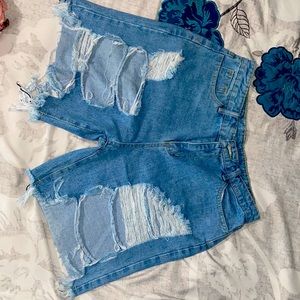 Nice Blue summer shorts , in a Size Large